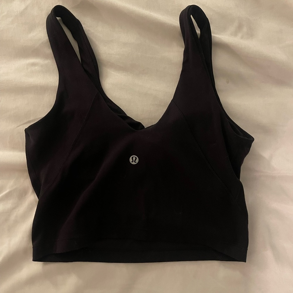 Lulu align top black